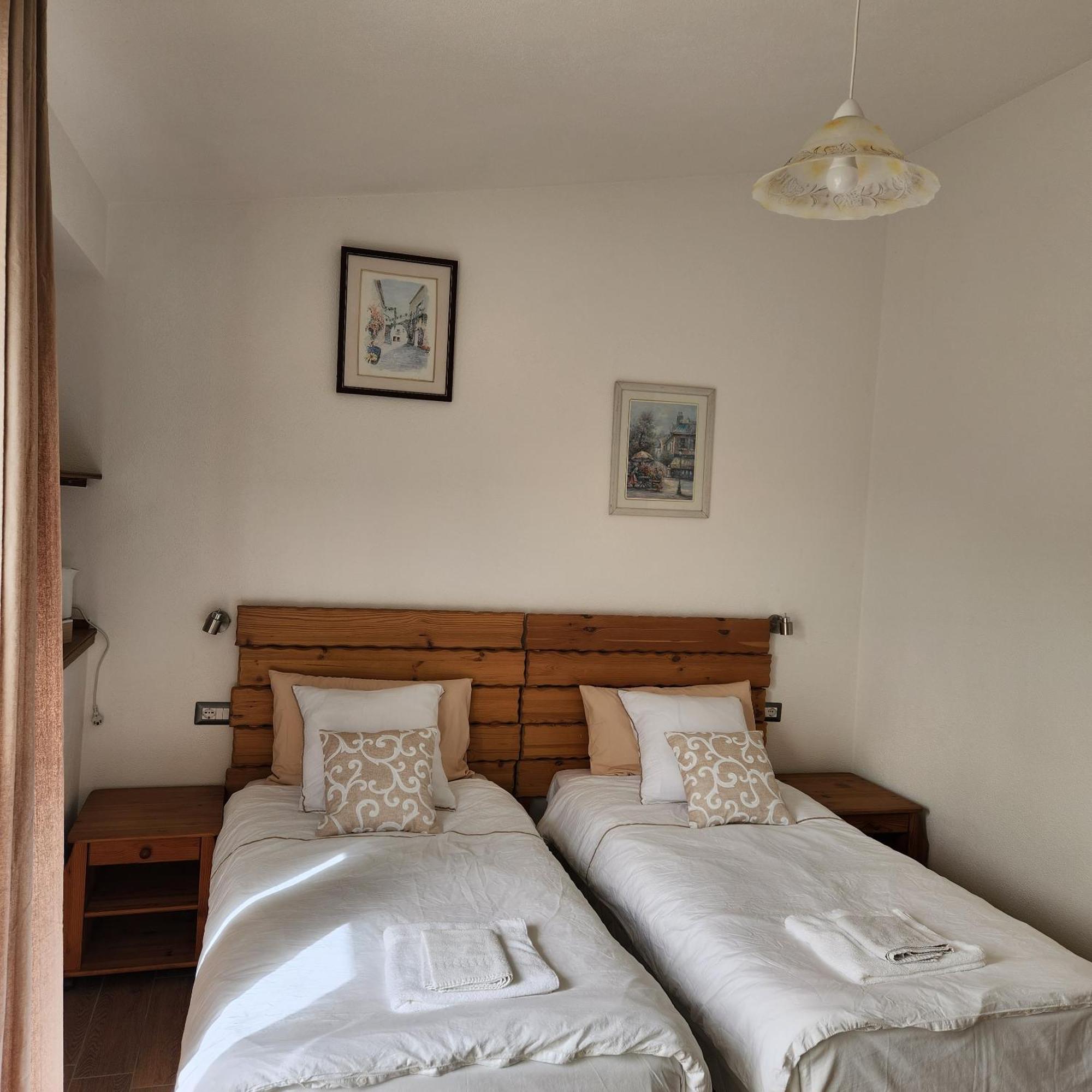 Iloghe Di Marras Hotel Loculi Ngoại thất bức ảnh