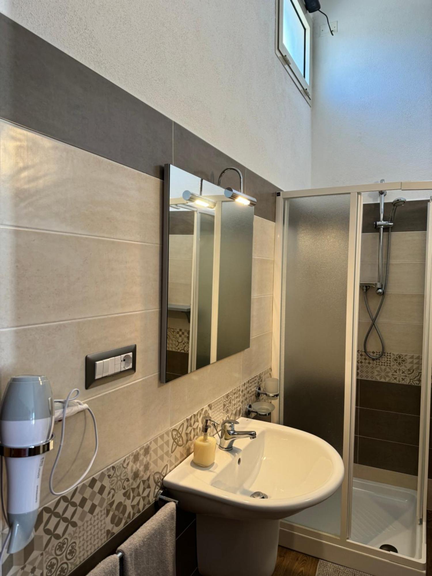Iloghe Di Marras Hotel Loculi Ngoại thất bức ảnh