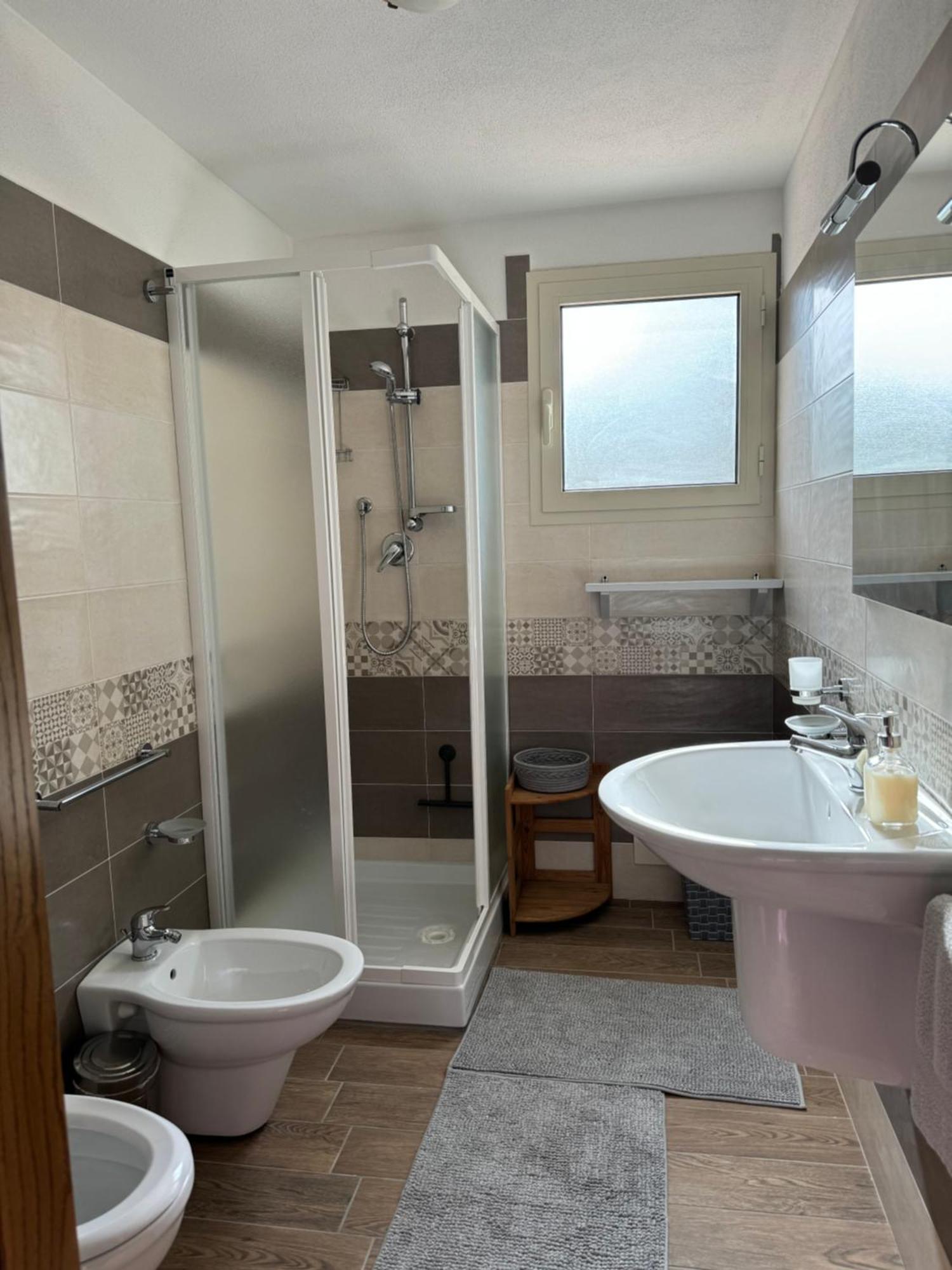 Iloghe Di Marras Hotel Loculi Ngoại thất bức ảnh